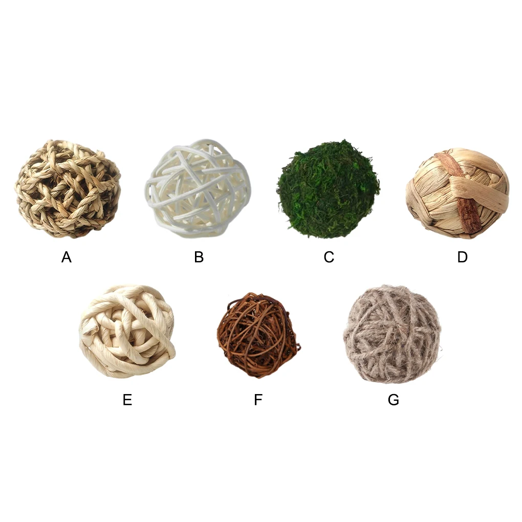 

Natural Materials Small Animals Play Balls For Safe And Fun Playtime Low Maintenance Straw Ball Corn husk rope ball 7 cm