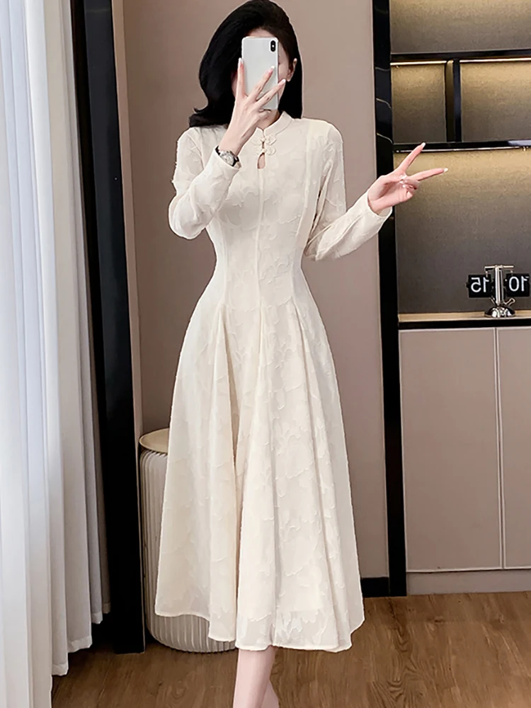 Осенне-зимнее белое жаккардовое шикарное длинное платье с оборками женское