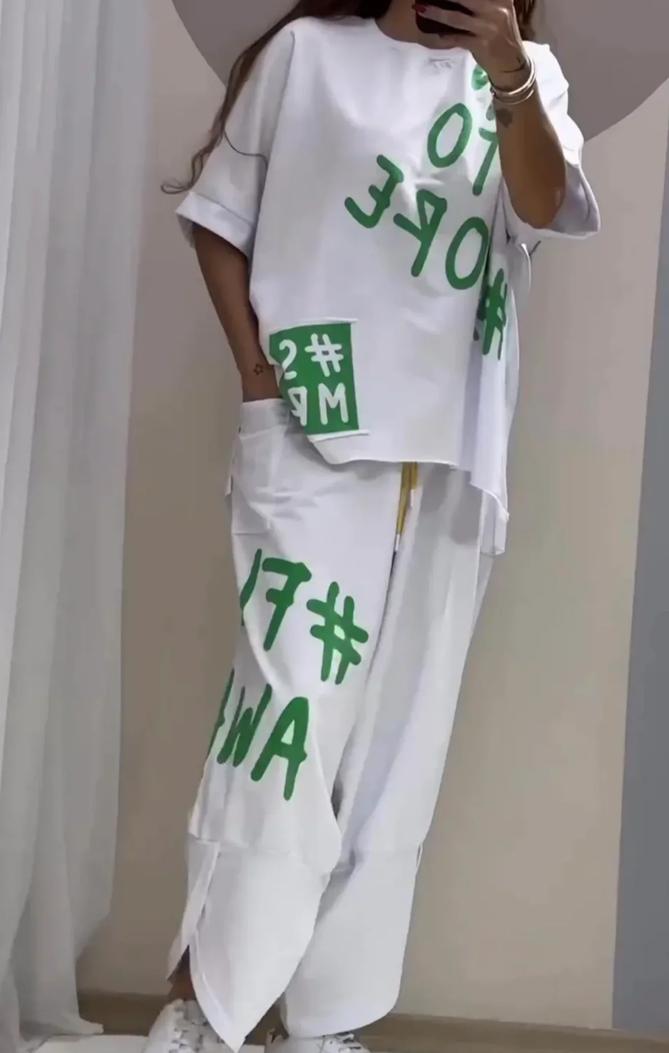 Женский комплект из двух предметов футболка с коротким рукавом Широкие штаны