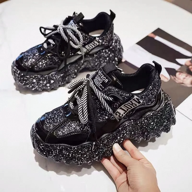 

Женские кроссовки на платформе, Повседневная модная шикарная спортивная обувь, модные брендовые дизайнерские остроносые кеды