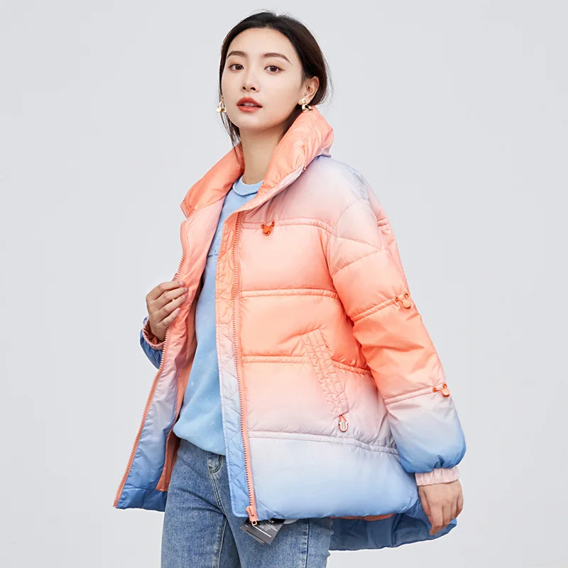 Down Jacket Women's 2022 Winter New Fashion Temperament Short Gradient Color Warm Thickened 90 White Duck Down Coats Female