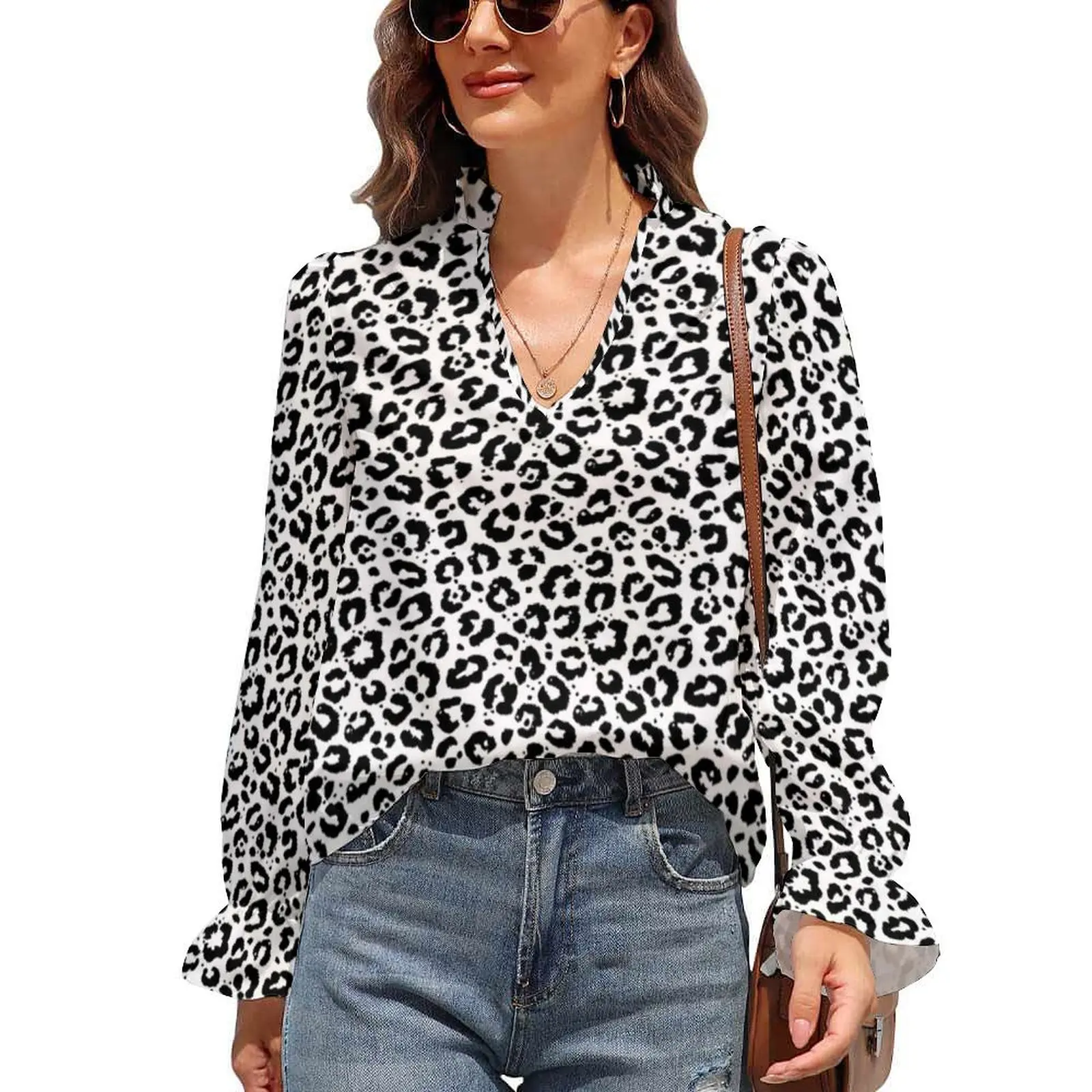 

Black White Leopard Print Blouse Summer Animale Snow Cheetah Street Fashion Chiffon Blouses V Neck Graphic Shirt Women Cool Tops