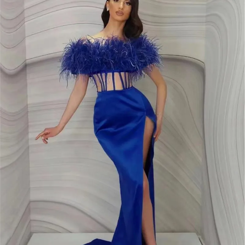 

Новинка 2023, высококачественное женское роскошное привлекательное длинное платье в стиле пэчворк с голубыми перьями и открытыми плечами, эл...