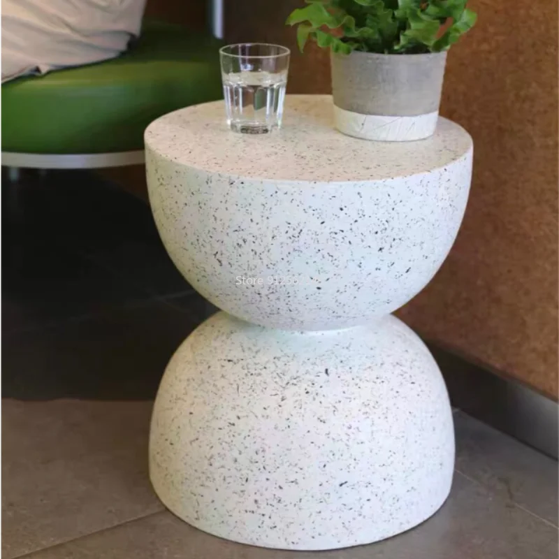 

Nordic Coffee Tables Coffee Shop Designer Creative Hourglass Small Round Table Living Room Minimalist Fashion Sofa Side Table