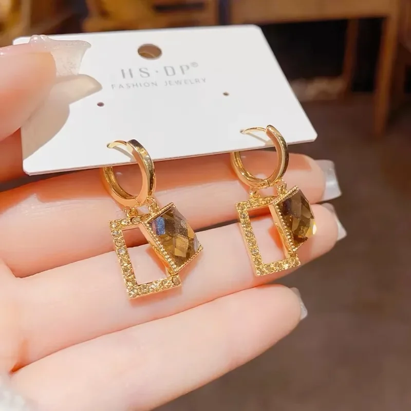 Сезона новый стиль женские квадратные модные синтетические серьги из сплава