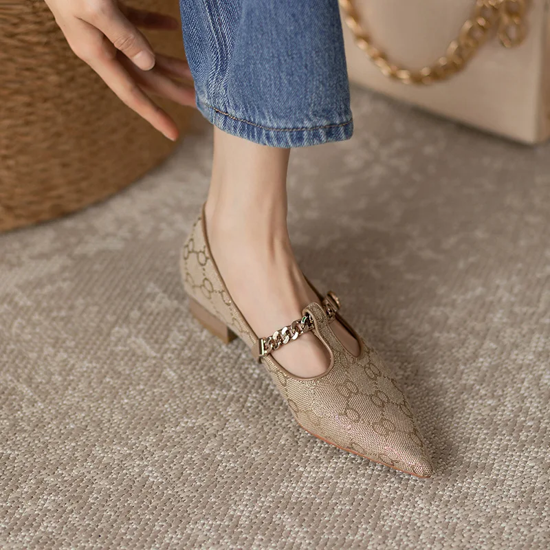 

2022 Spring Autumn New Soft Leather Chain Buckle Belt Pointed Toe Thick Heel Female Shoes Retro French Low-heeled Women's Shoes