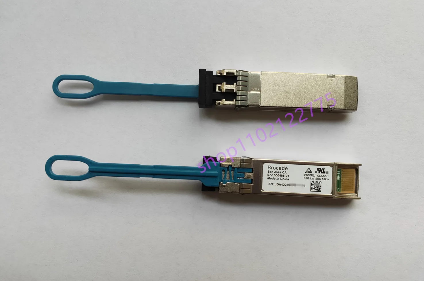 Купи Brocade fiber SFP 32G Single mode/57-1000486-01 Used for X7 G730/720 G630/G620/32G LW-SEC 10KM/Brocade Single mode SFP 32G за 53,352 рублей в магазине AliExpress