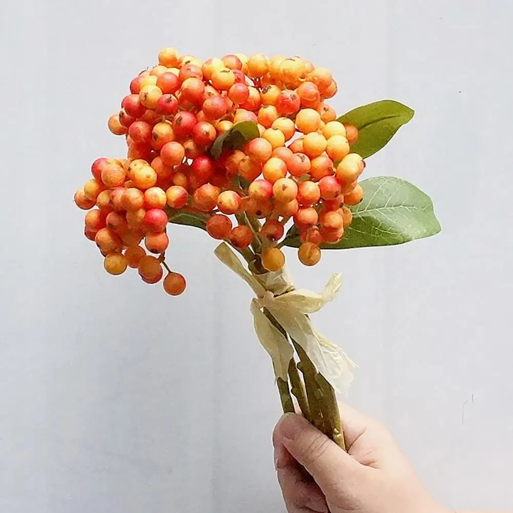 

Durable Faux Flower Lightweight Portable Floral Arrangement Filler Artificial Flower Fake Flower Fake Berry Branch 5 Pcs