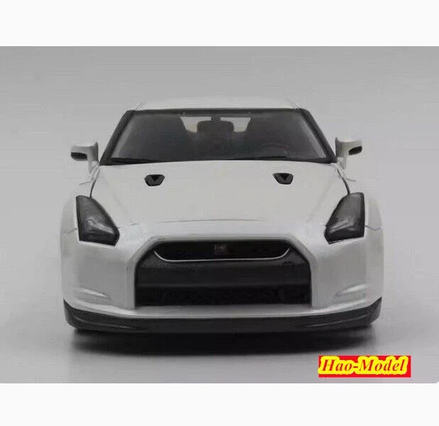 Модель автомобиля Bburago 1:18 для Nissan GTR R35 модель под давлением из сплава подарок на