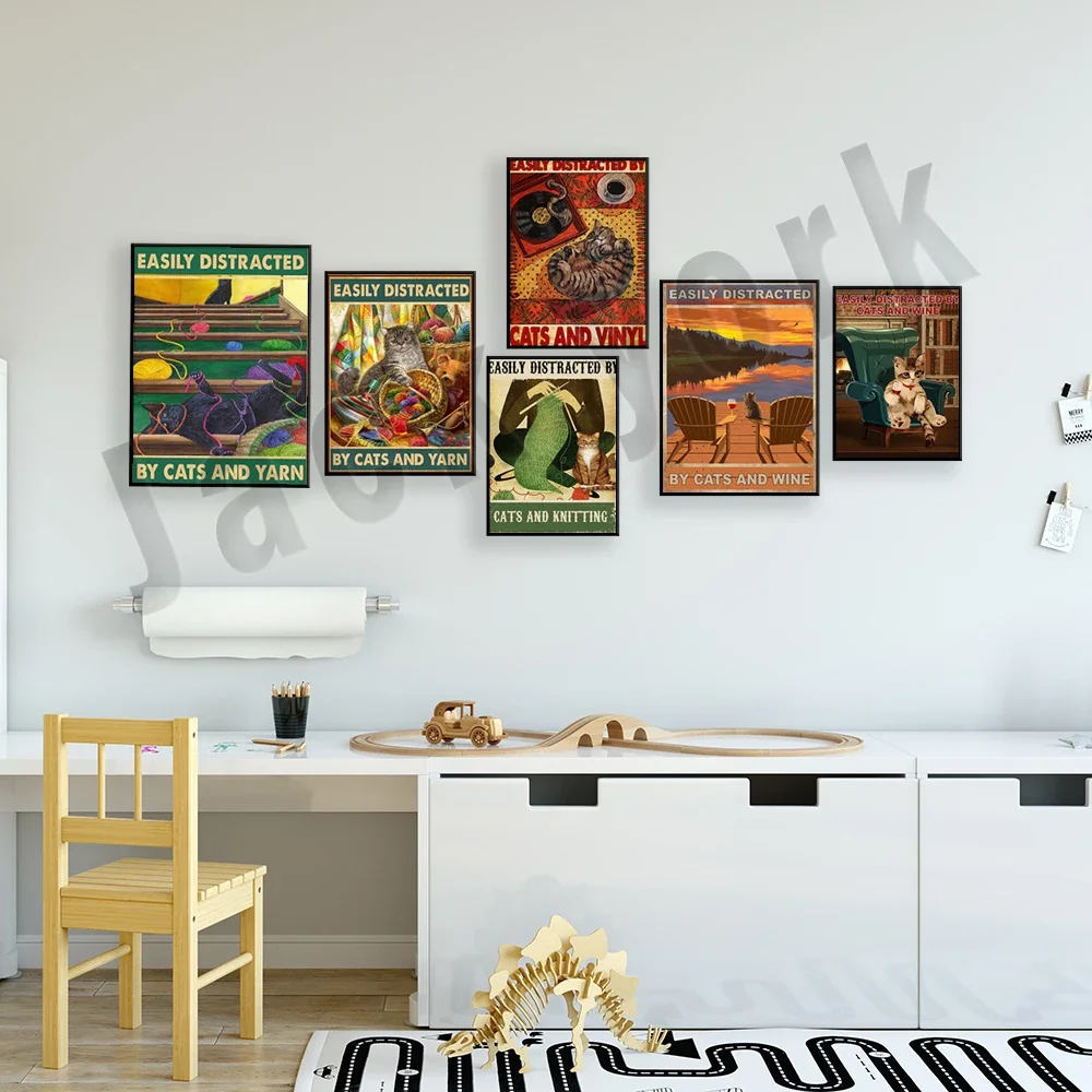 Легко отвлекается котами и вином легко вязанием смешное питьевое кошка играет