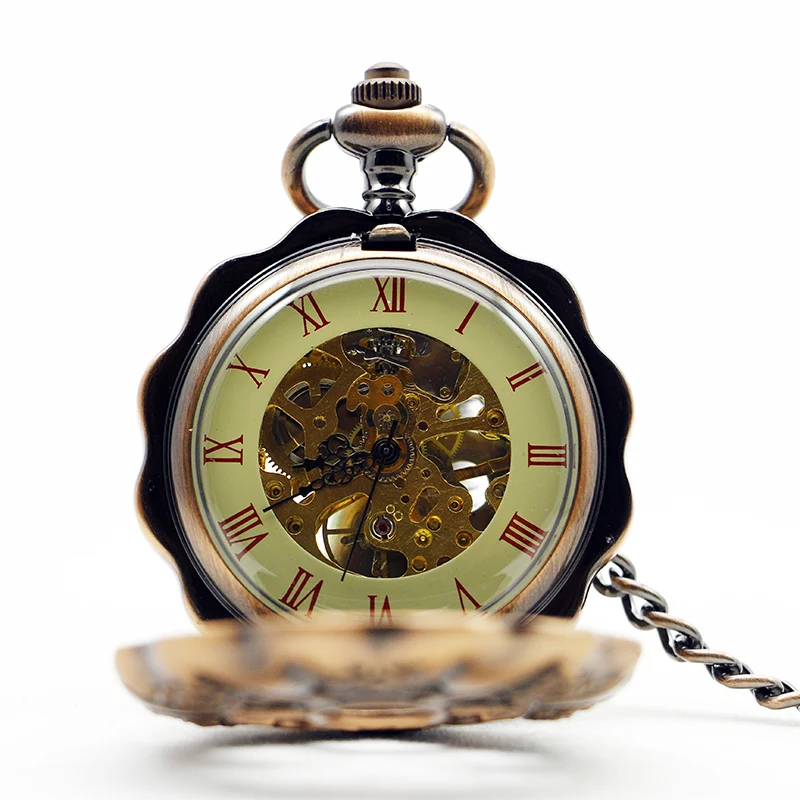 Carved Mechanical Retro Pocket Watch Roman Numeral Display Belt Chain Pendant Clock Student Gifts for Men and Women