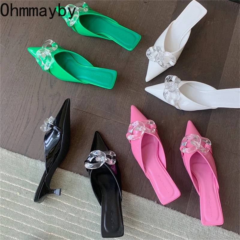 

2022 New Chain Mules Slippers Women Elegant Pointed Toe Slides Summer Outdoor Low Heel Sandal Fashion Slip On Ladies Shoes