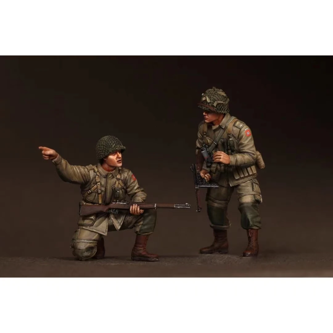

NX World War II Soldier Model *2 Resin Model Kit Tumei Colorless Self-assembling Resin Doll Military Action Figurine