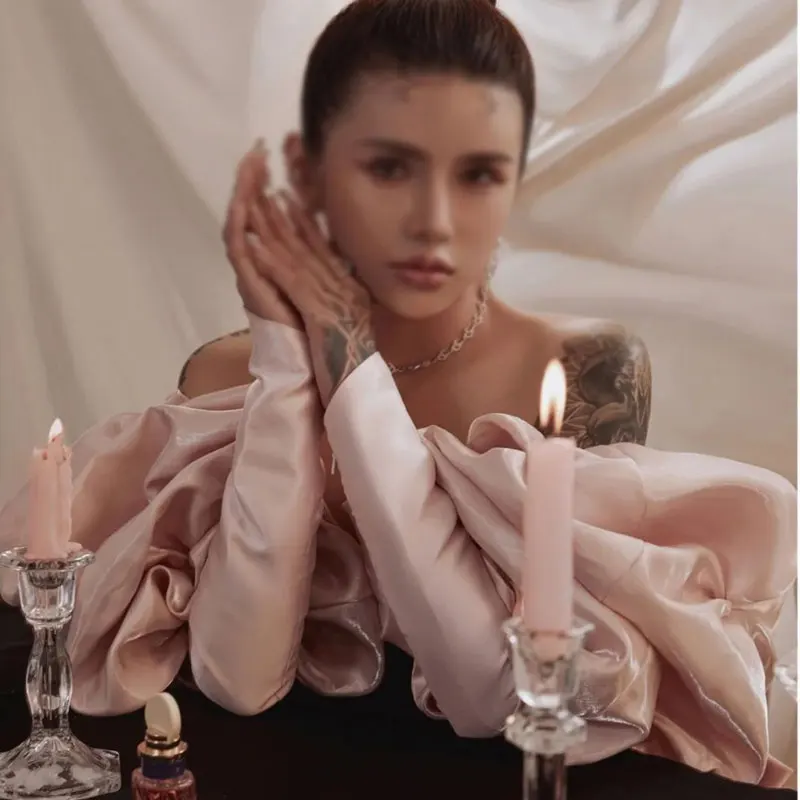 Рисунок 3 - Женское свадебное платье с длинным рукавом