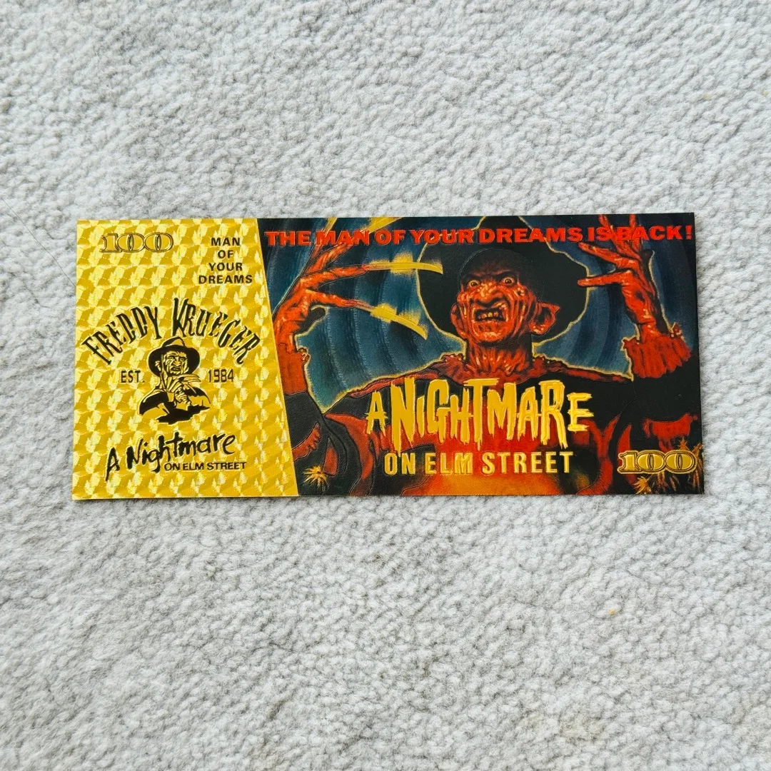 

Золотые банкноты США 2026 года с изображением ужасов