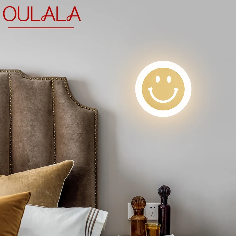 

OULALA Creative Smiley Style Sconce Light Modern Brass Wall Lamp LED 3 Colors for Home Bed Room Decor