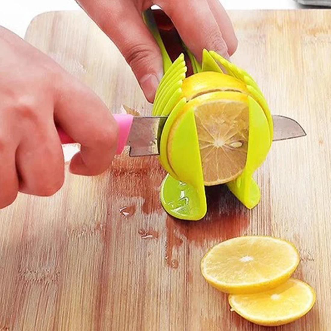 

2023 Kitchen Gadgets Handy Plastic Onion Holder Potato Tomato Slicer Vegetable Fruit Cutter Accessories