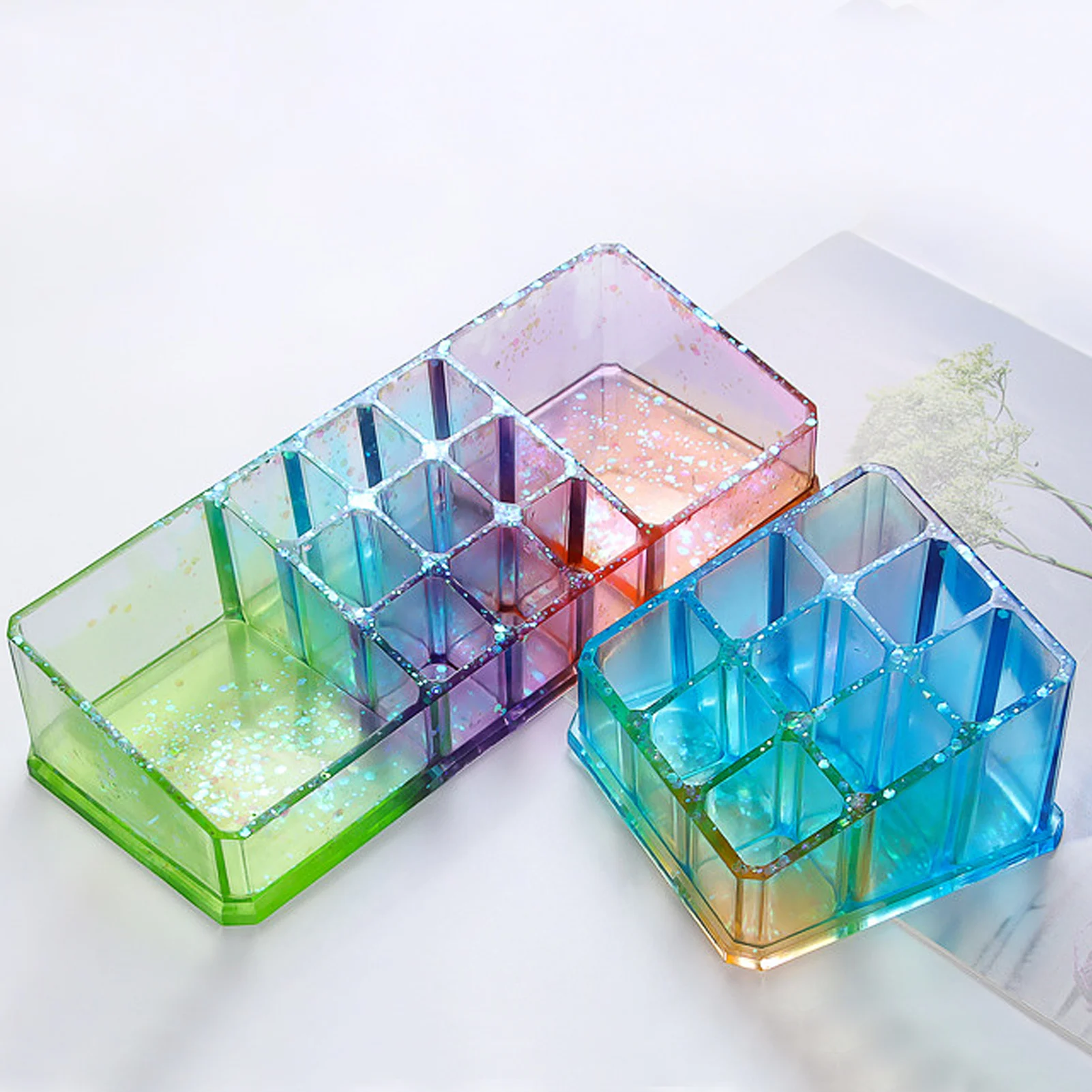 Купи 9 Grid DIY Crystal Epoxy Resin Mold Self-made Lipstick Multi-purpose Storage Box Silicone Mold For Resin за 198 рублей в магазине AliExpress