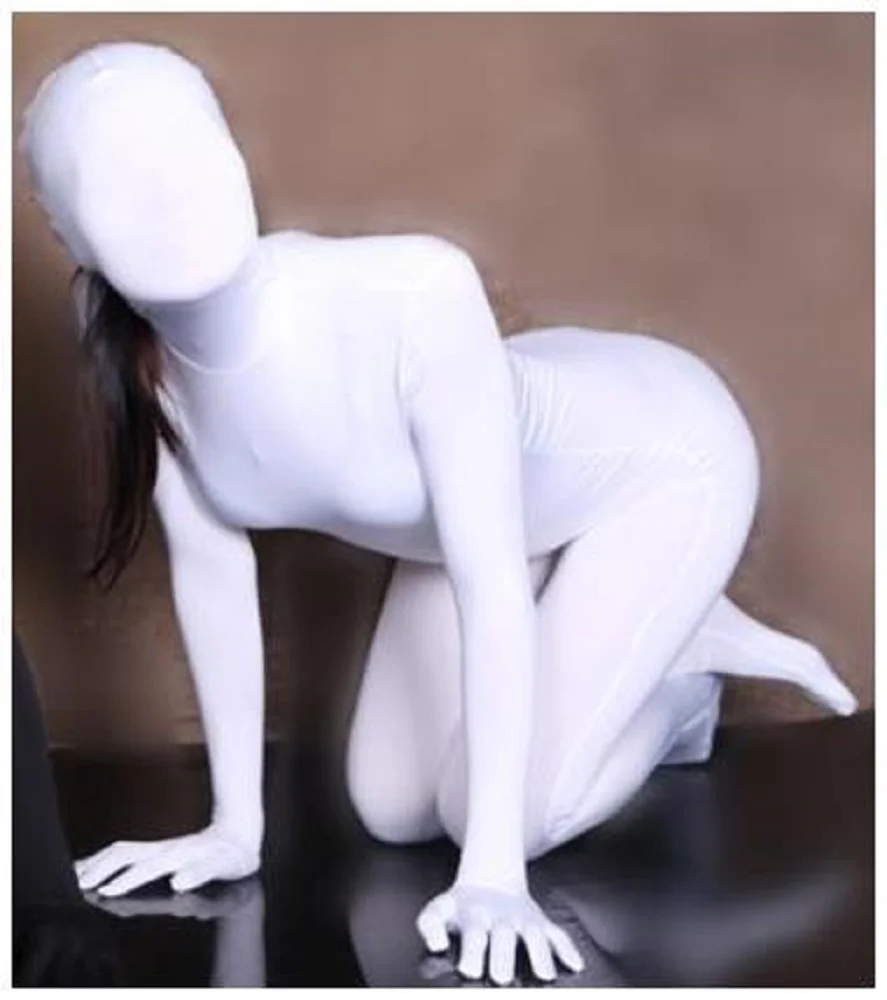 Сексуальное привлекательное цельнокроеное боди с пятью пальцами