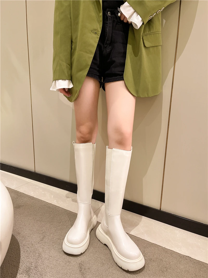 Легкие резиновые сапоги на толстой подошве с молнией сзади популярные для