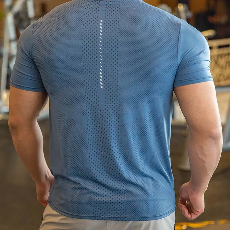 Men Fitness T Shirts Workout Polyester Quick Dry Short Sleeve Compression Sportswear Tee Training Breathable Jogging Running