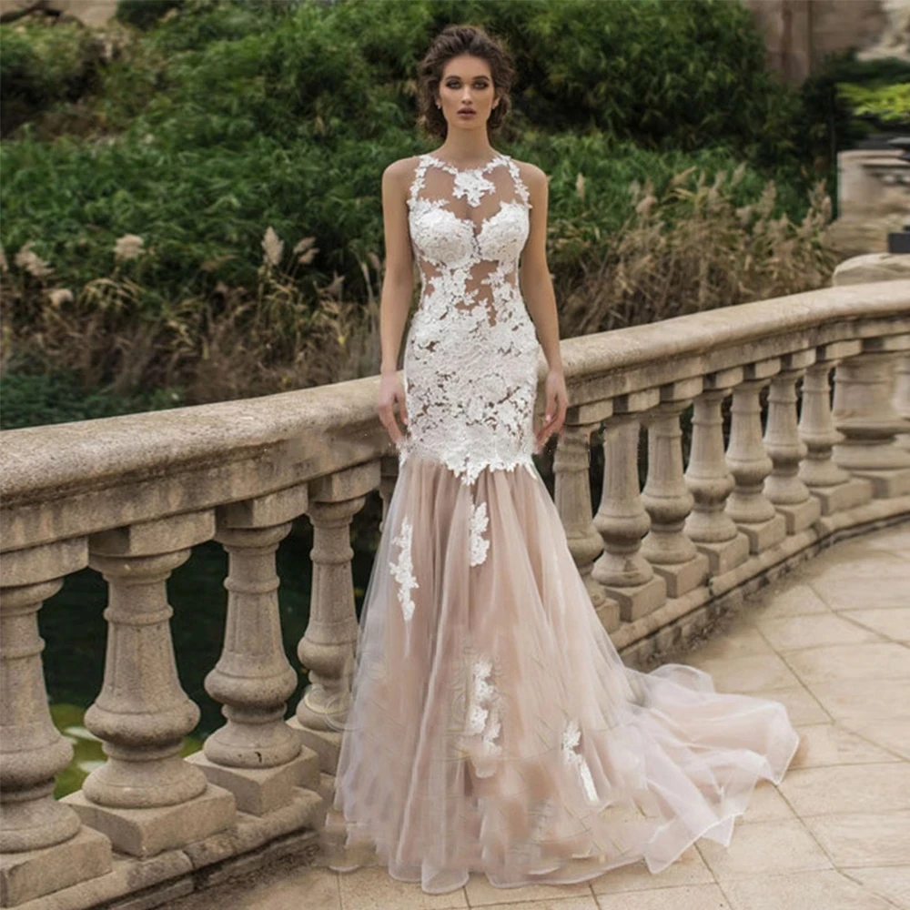 

Sexy Mermaid Wedding Dresses For Womens O-Neck Sleeveless Illusion Bridal Gowns Lace Appliques Sweep Train Vestido De Noiva