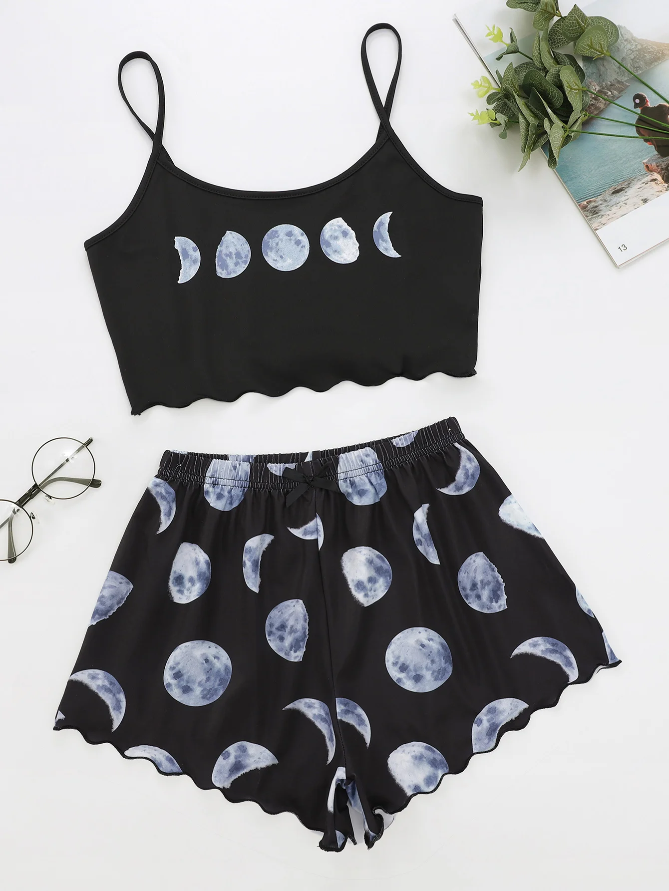 

New Style Lady’s Summer Moon's Eclipse Print Camisole With Shorts Pajama Set Comfortable Home Wear Sleepwear Underwear