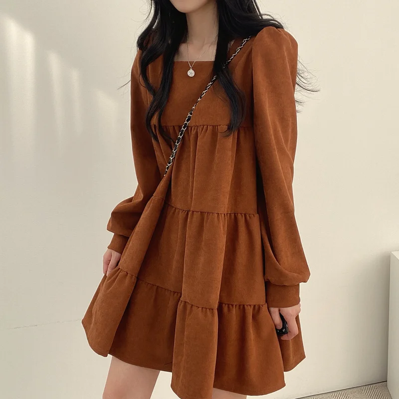 Женские платья с длинным рукавом однотонные нежные стильные платья-трапеции в