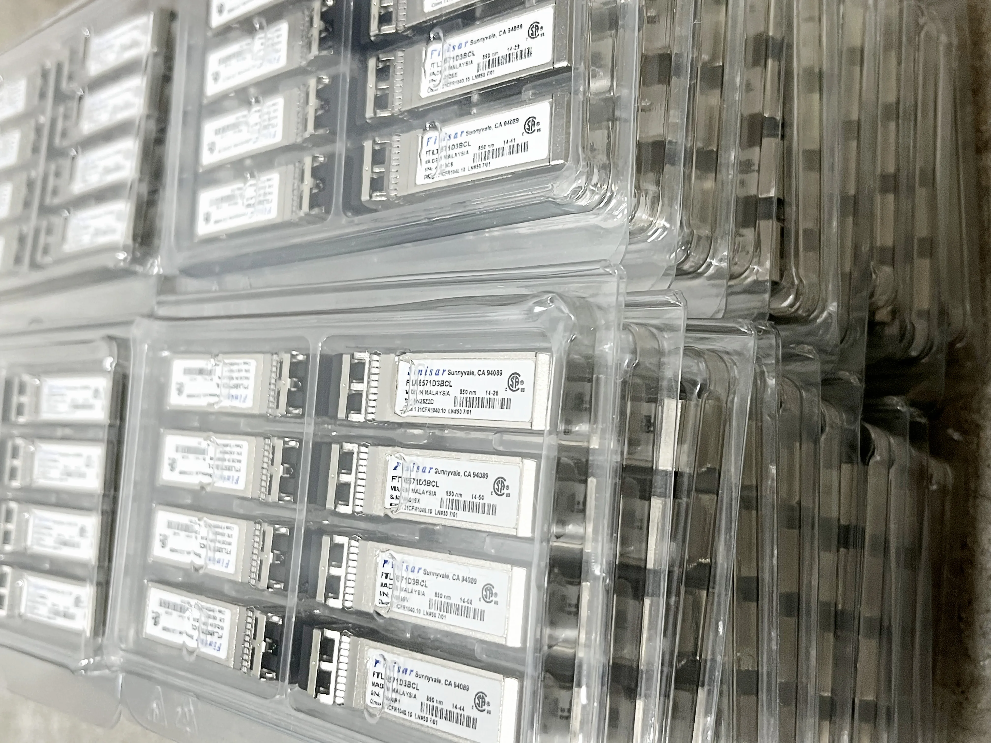 Finisar FTLX8571D3BCL SFP+ 10G 850NM 300M Multimode Dual Fiber Transceiver Module