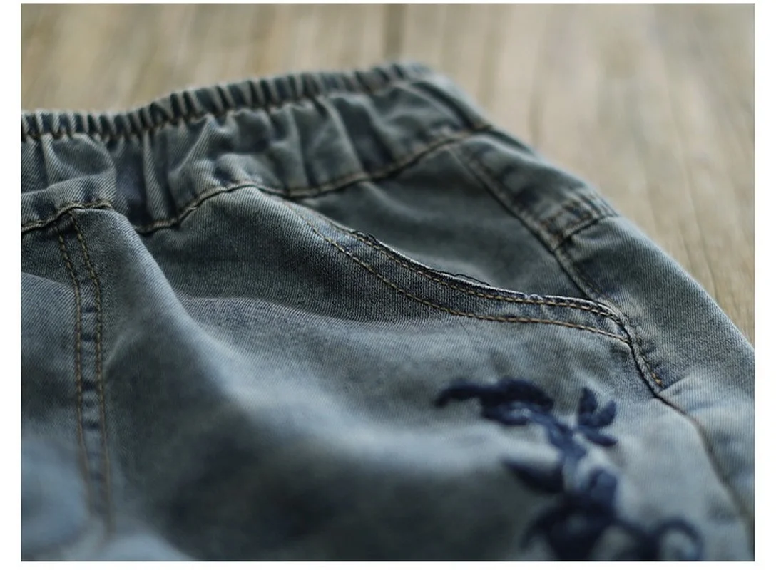 Women Summer 90s Fashion Casual Vintage Floral Embroidery High Waist Denim Shorts Ripped Female Chic Shorts Indie Style Bottoms