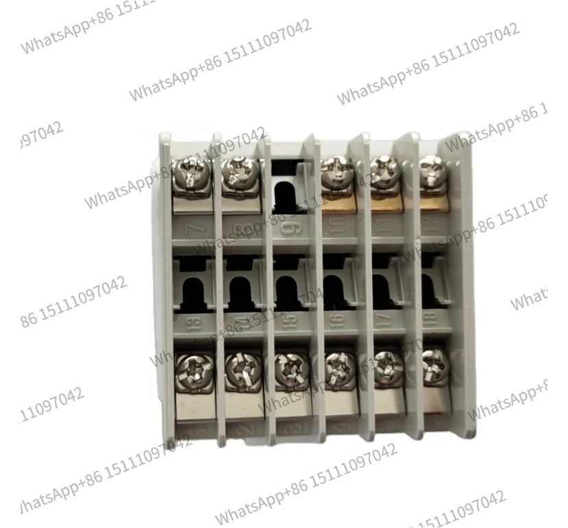 Фото Новые терморегуляторы TC4S-24R, TC4S-14R, TCN4S-24R, TZN4S-14S, TZ4ST-14C в наличии №1