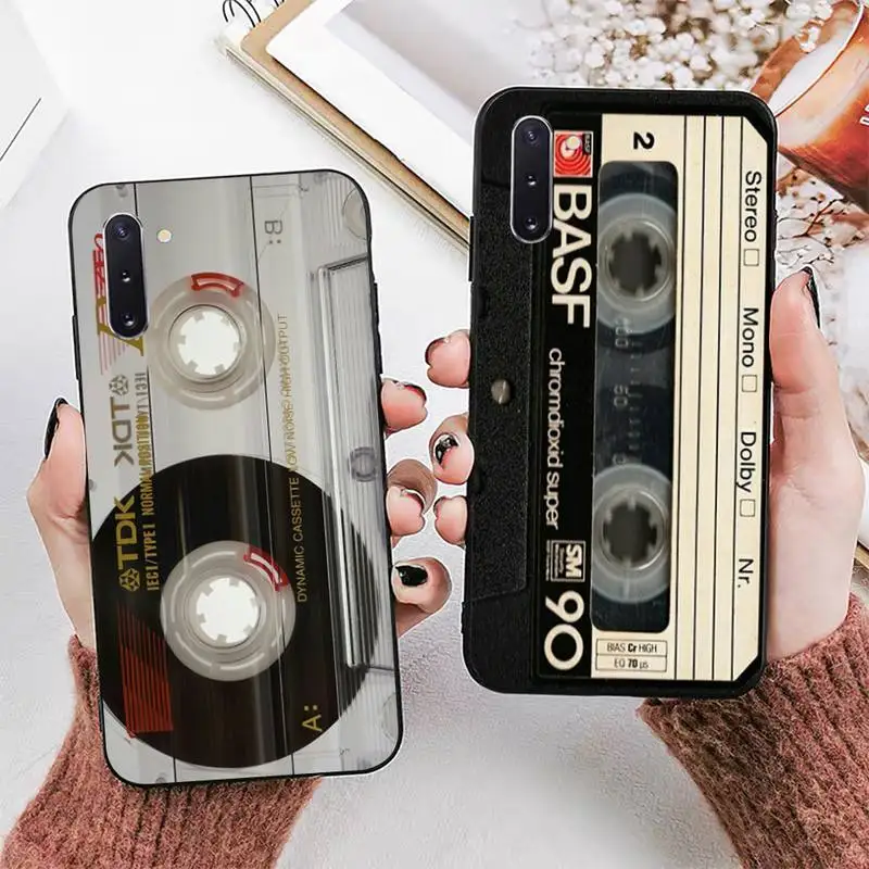 

Magnetic Radio tape Cassette Phone Case for Samsung Note 5 7 8 9 10 20 pro plus lite ultra A21 12 02