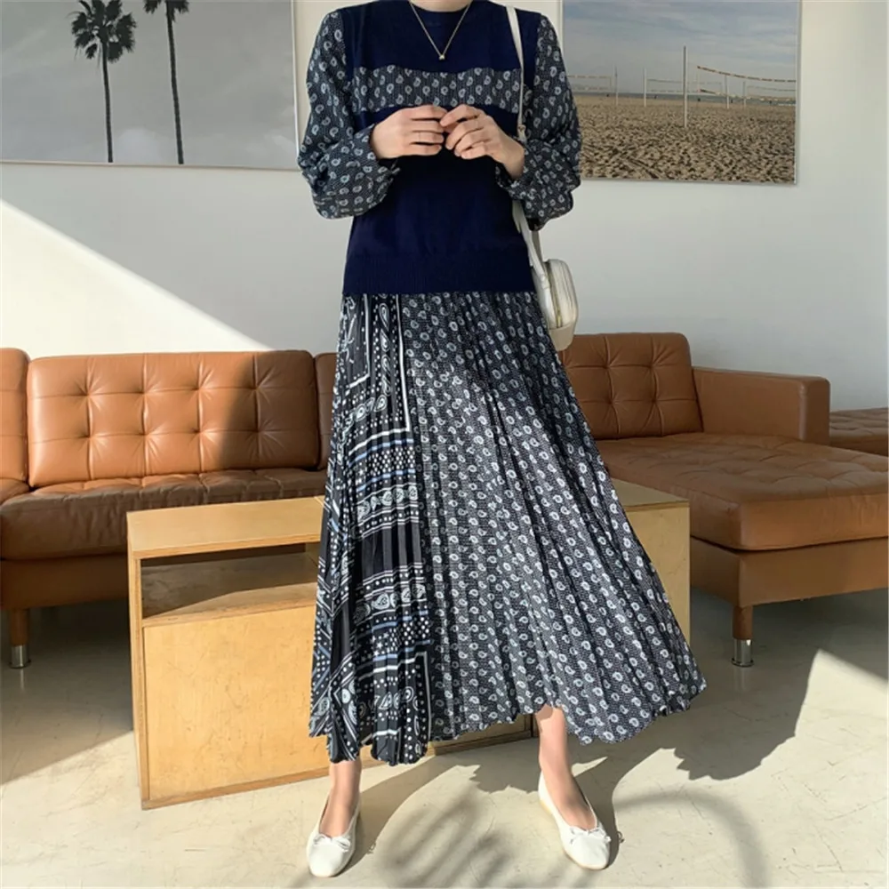 

Женское платье-трапеция с длинным рукавом, круглым вырезом и цветочным принтом