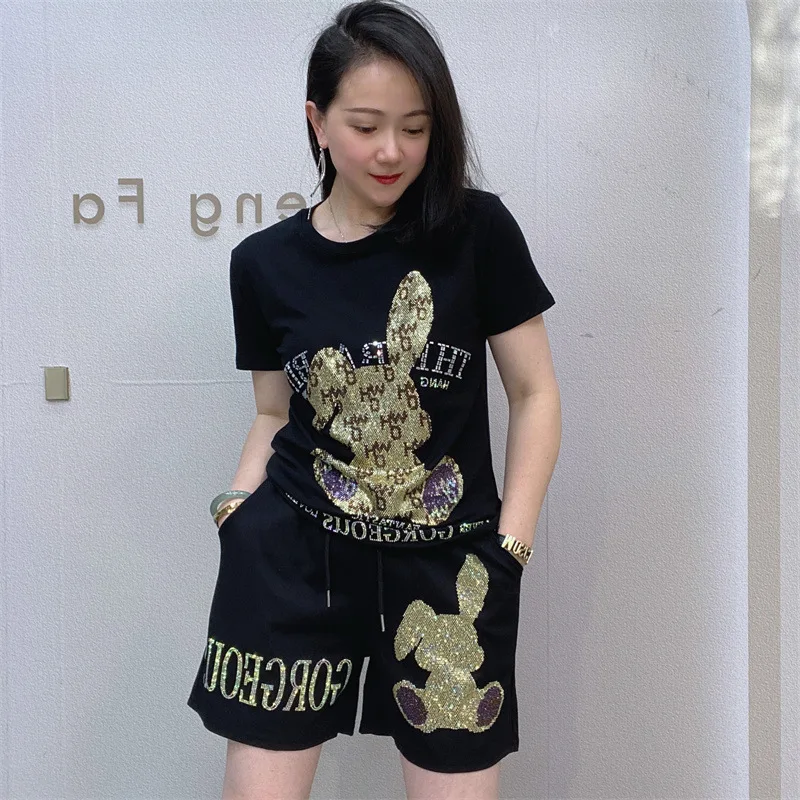 

Летний женский трикотажный комплект из двух предметов с милым мультяшным Кроликом, футболка с коротким рукавом и шорты, костюм из двух предметов в уличном стиле