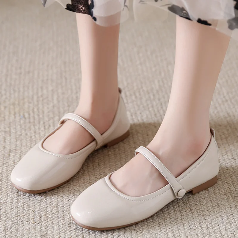 Женские балетки Мэри Джейн легкие лоферы с мягкой подошвой и закрытым носком