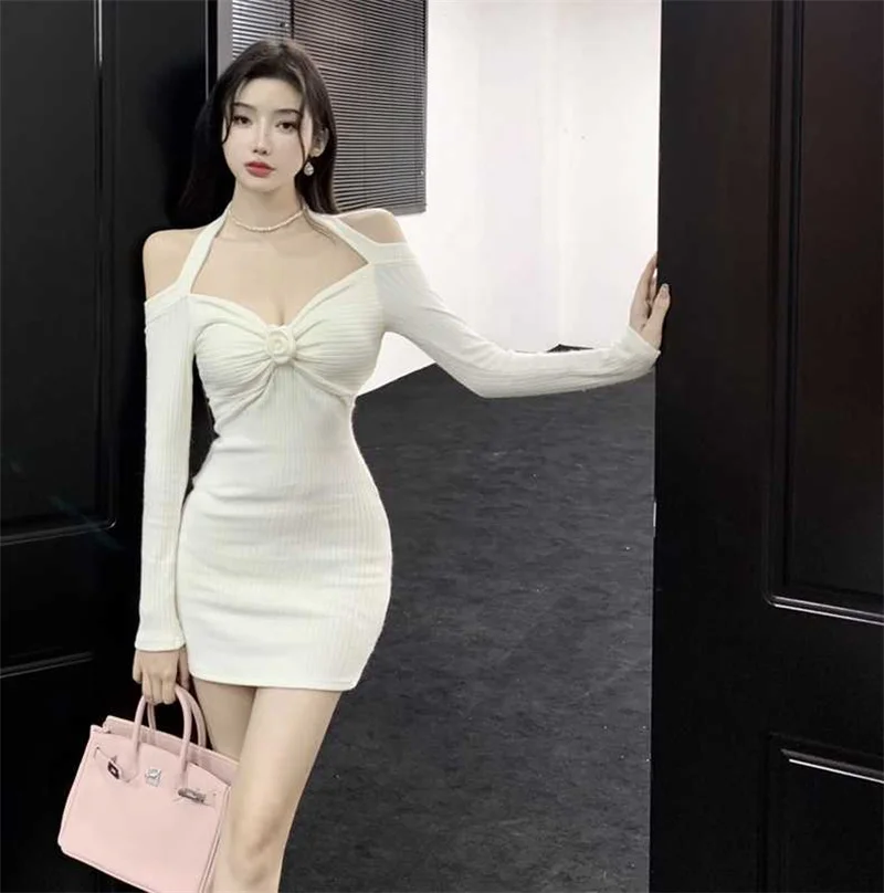 

Женское трикотажное мини-платье, черное элегантное белое платье с цветочным принтом, V-образным вырезом и длинными рукавами, осень 2022