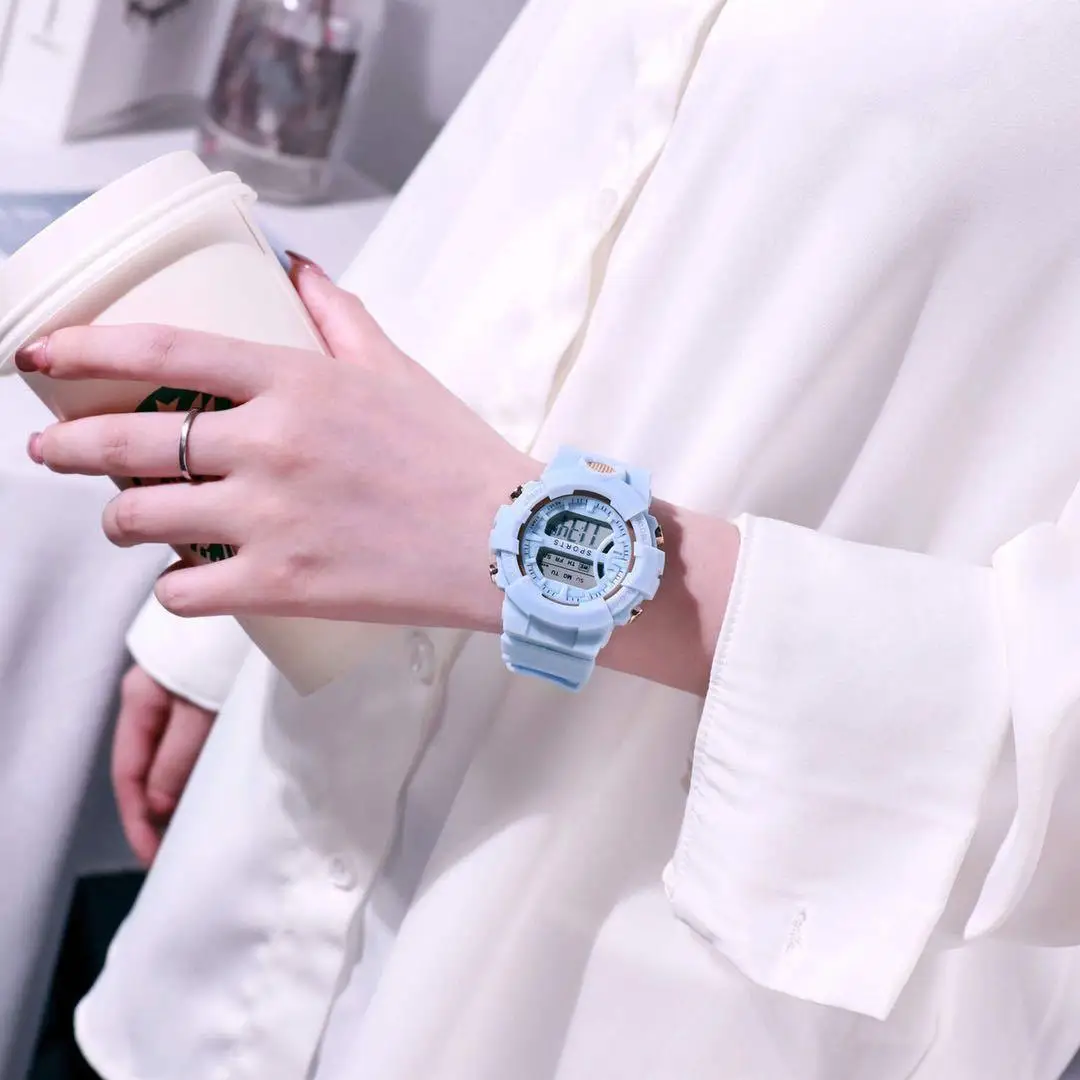 Часы унисекс электронные в классическом стиле с зеленым чаем и единорогом