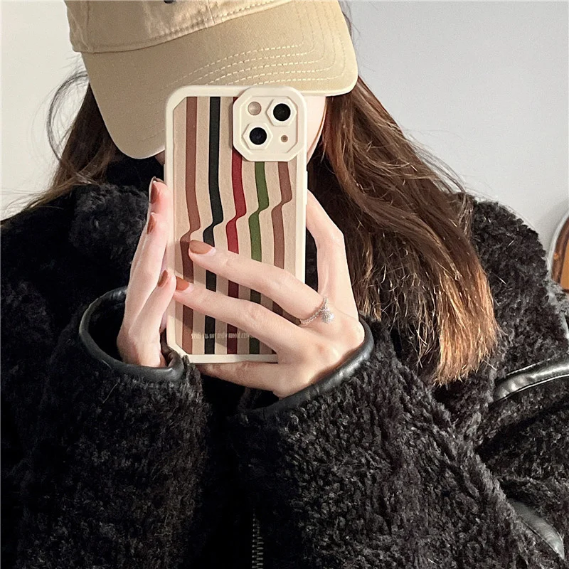 

Ins скрученный Полосатый чехол для iPhone 13promax/12pro, подходит для iphone11 / XR/X, кожаный мягкий чехол