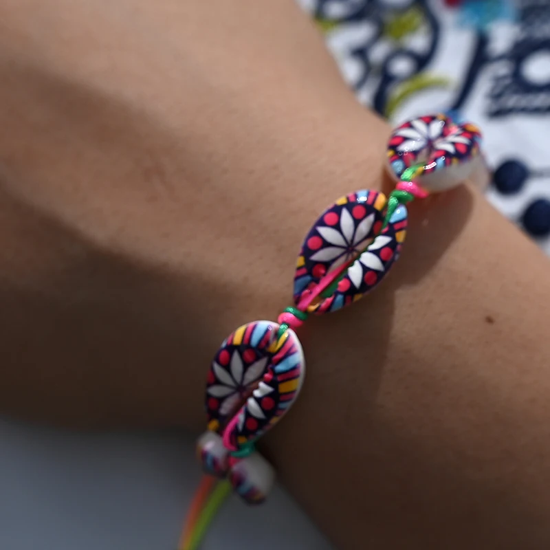 Женский браслет из ракушек Puka летний ручной работы в стиле бохо с узелком и Луной