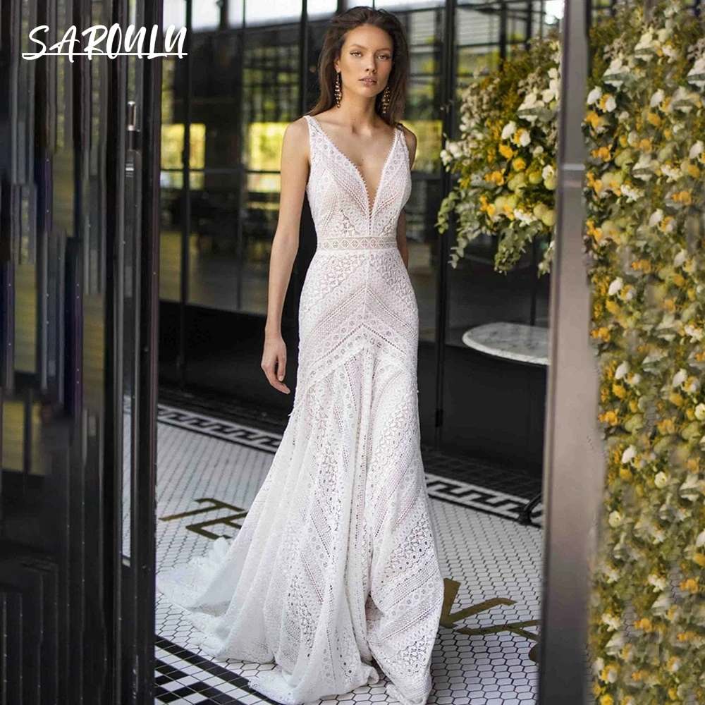 

Romantic Beach Lace Wedding Dress Tank Sleeve Classic V-neck Court Train Backless Boho Bridal Gown Sheath Bride Dresses