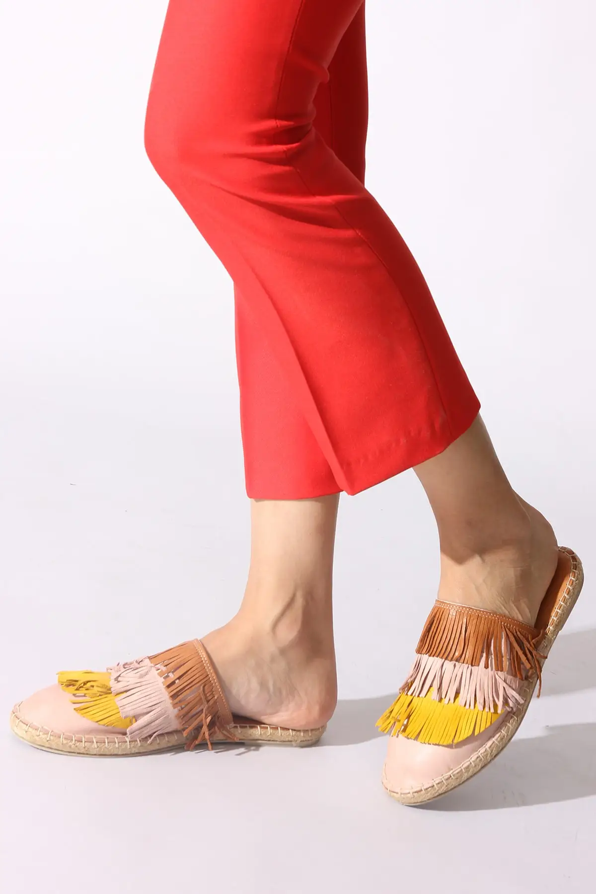 

Genuine leather powder women slippers 6971683-01