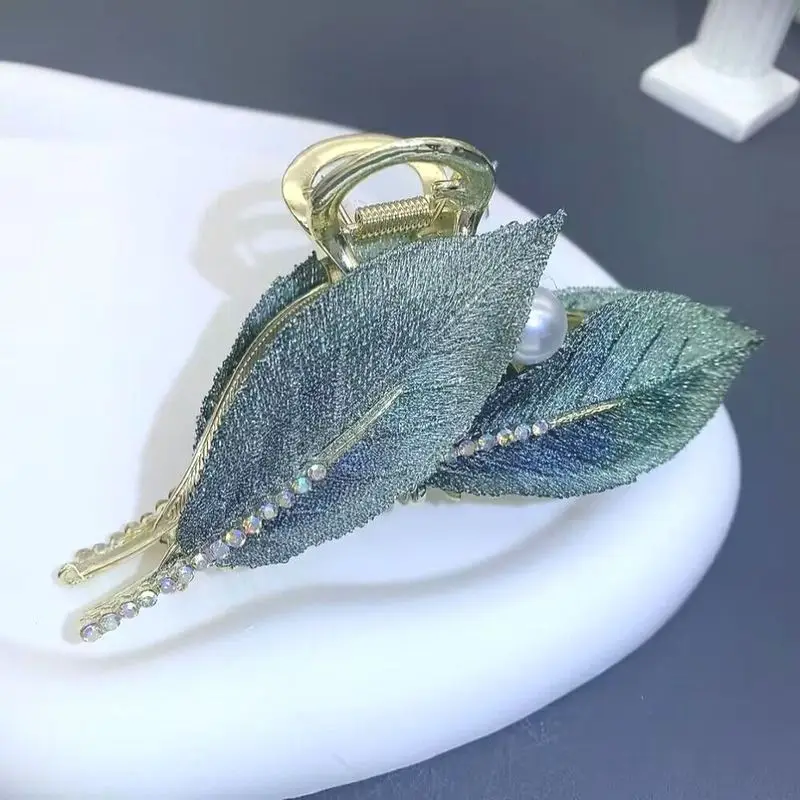 Новинка китайский стиль роскошная вышитая заколка с листьями и акулами