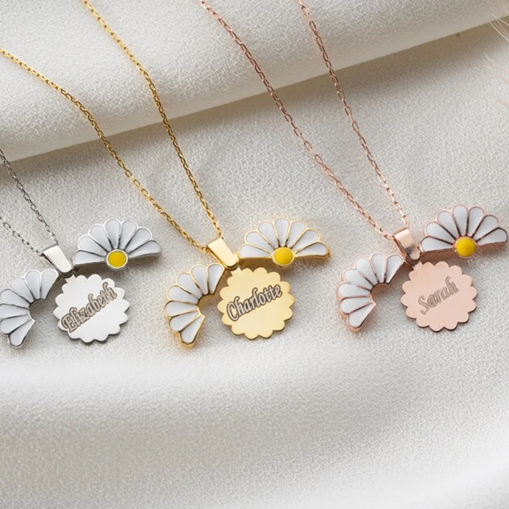 

Personalized Satinless Steel Daisy Name Necklace Women Customized Engraved Birth Flower Pendant Daisy Jewelry Best Friend Gift
