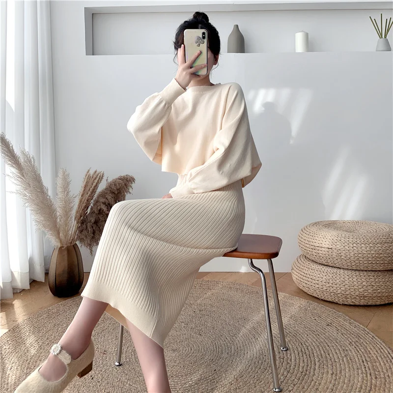 

2022 autumn and winter new design Korean fashion sweater top set solid A-line knitted women's two-piece casual dresses