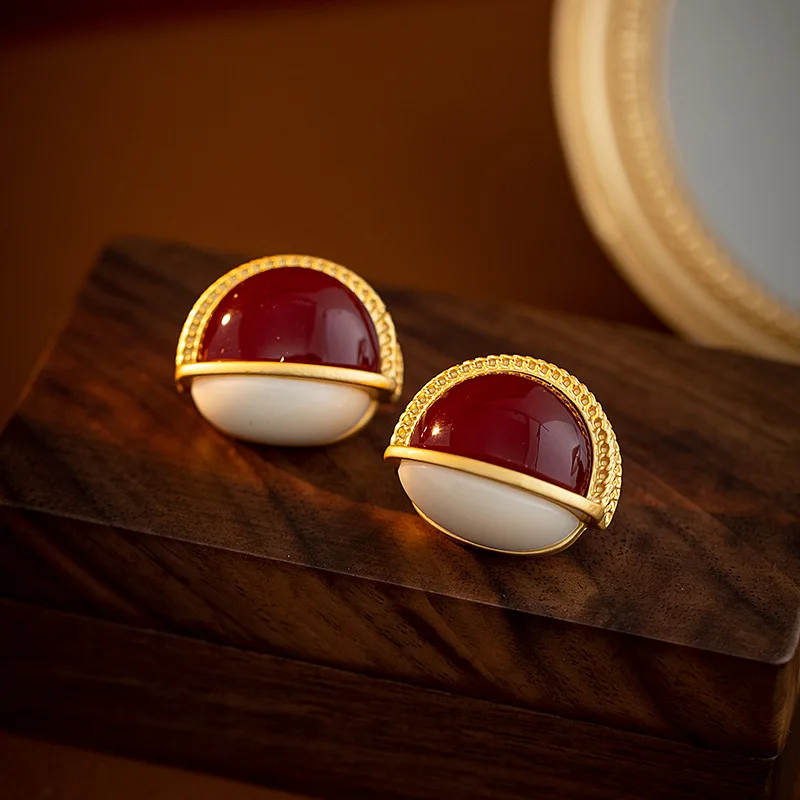 

Semicircle Stud Refined Grace Earrings