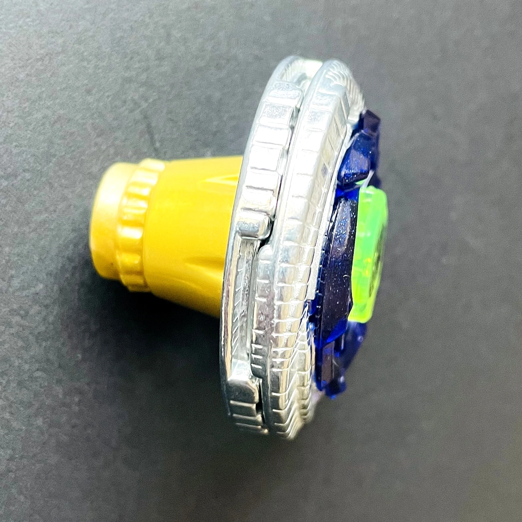 Toupie Beys BB121 MFB Duo Uranus 230WD Metal Fury Новый на складе вторая модифицированная версия