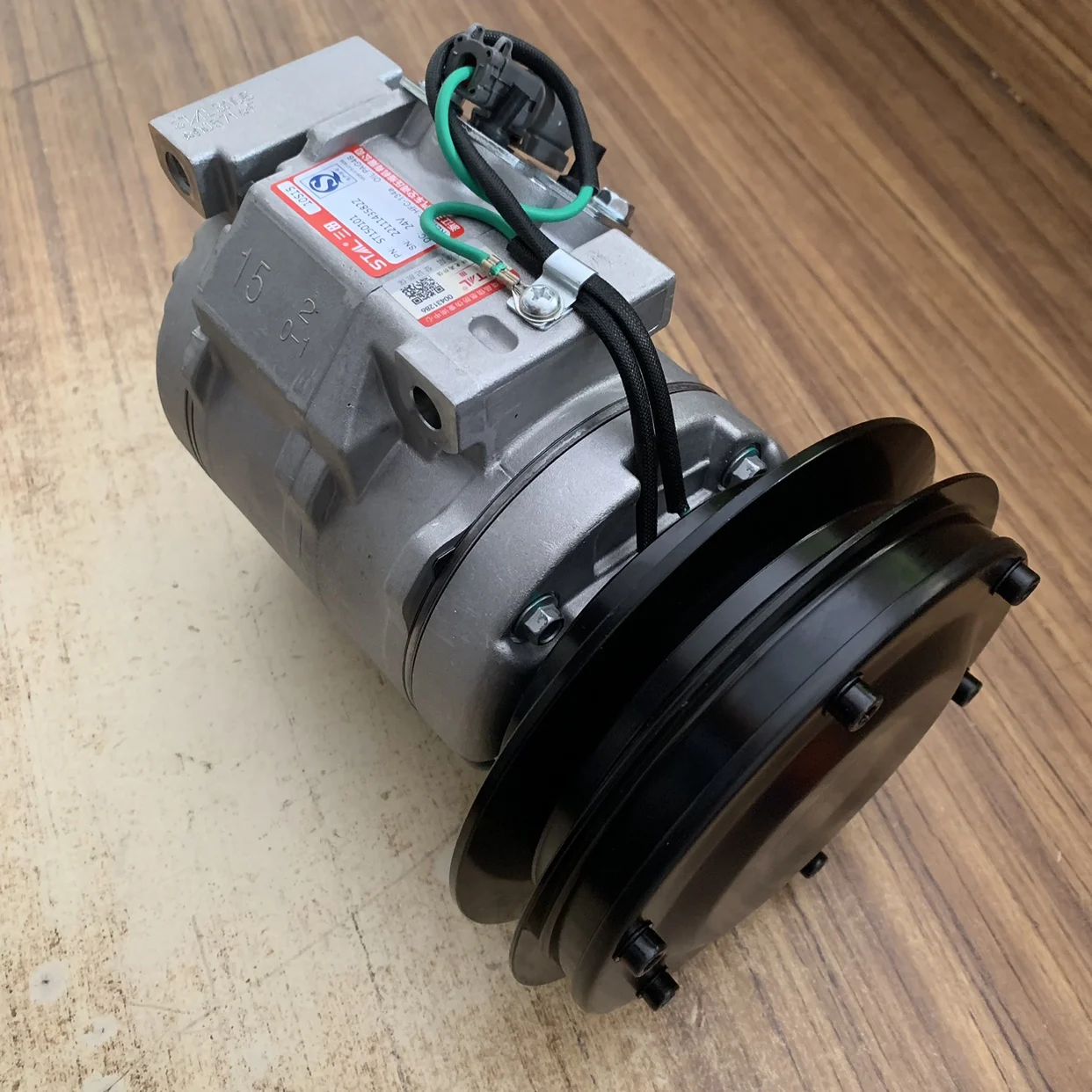 Для экскаватора Hitachi Xiaosong Carter Shenggang Sanyi Hyundai грузоподъемник инженерный компрессор