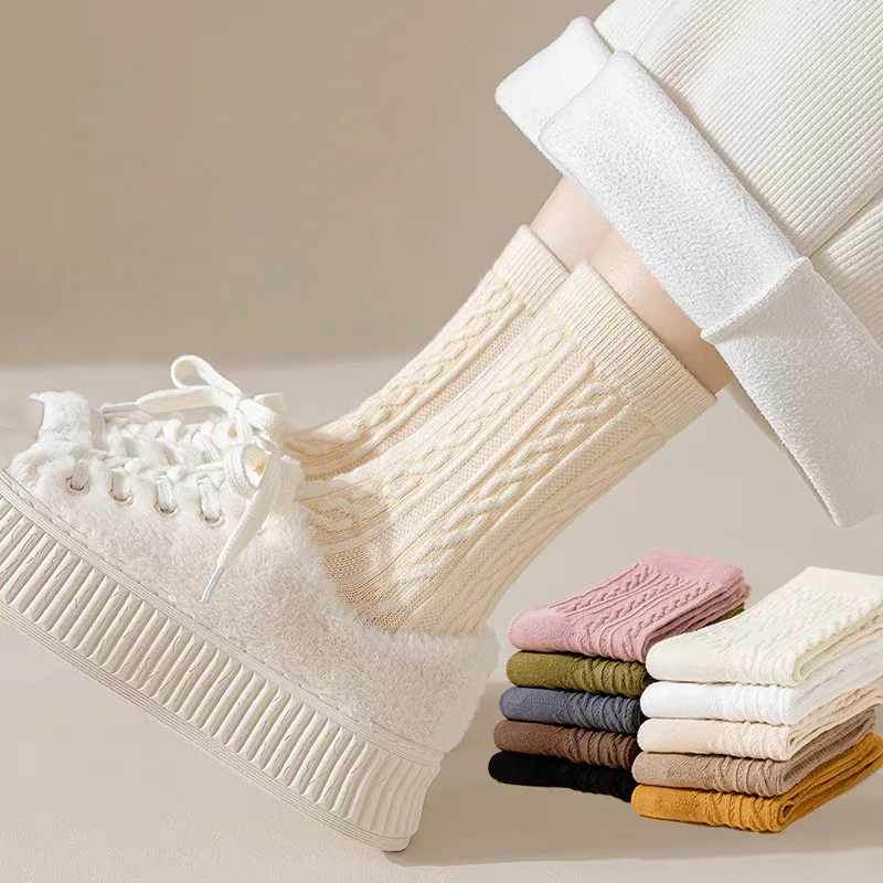 Simple New 2023 Spring Autumn Thin Cotton Socks Solid Color Cotton Socks for Women 10 Pairs Black White Twist Sports Women Socks