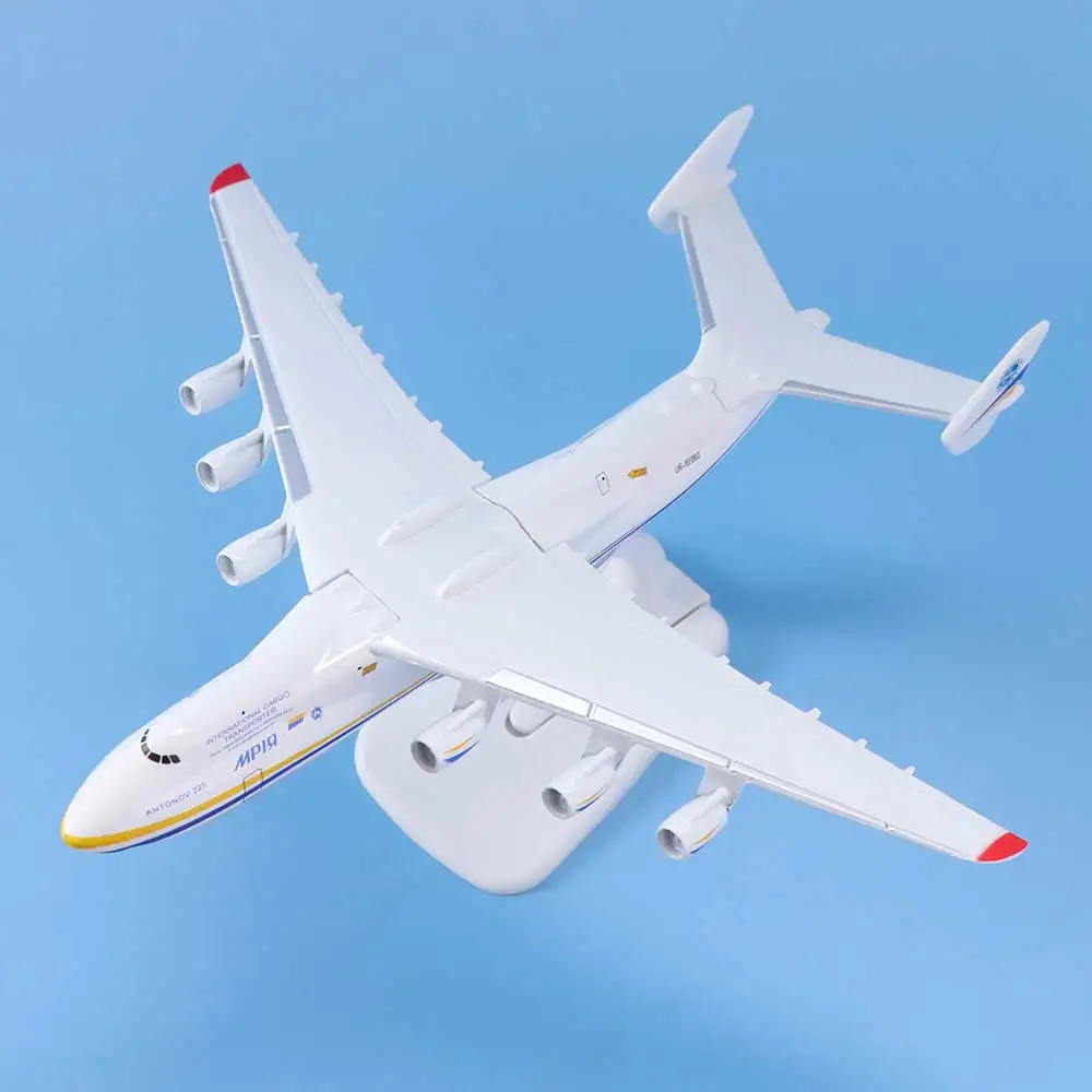 Фото Декоративная модель самолета АН-225 в масштабе 1/400, литая под давлением из металлического сплава, реплика Антонова АН-225, 20 см, коллекция для любителей. №5