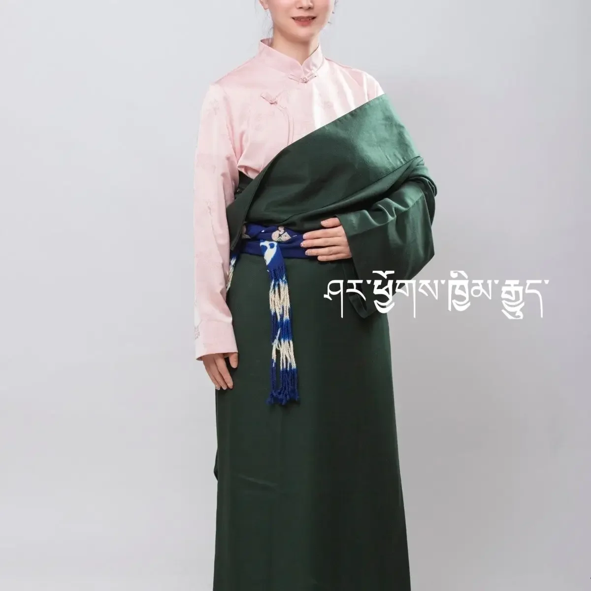 Новая тибетская женская модель Kangba однотонный однослойный халат Guozhuang